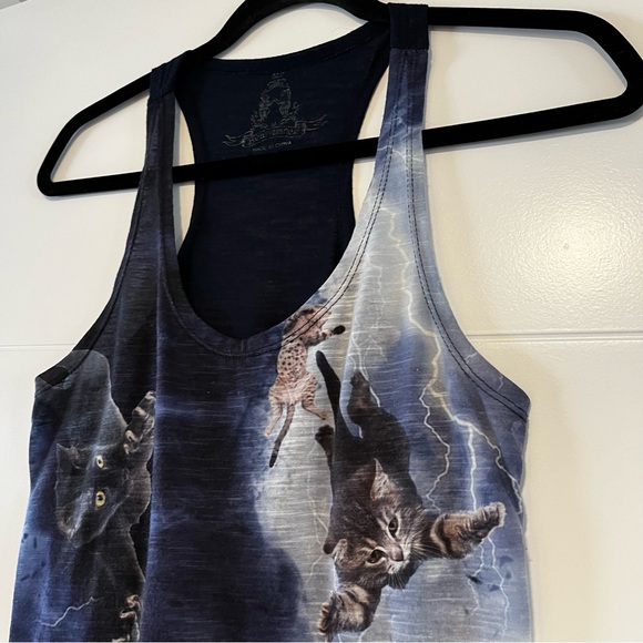 Bear Dance | Cat Tank Top - Picture 3 of 10